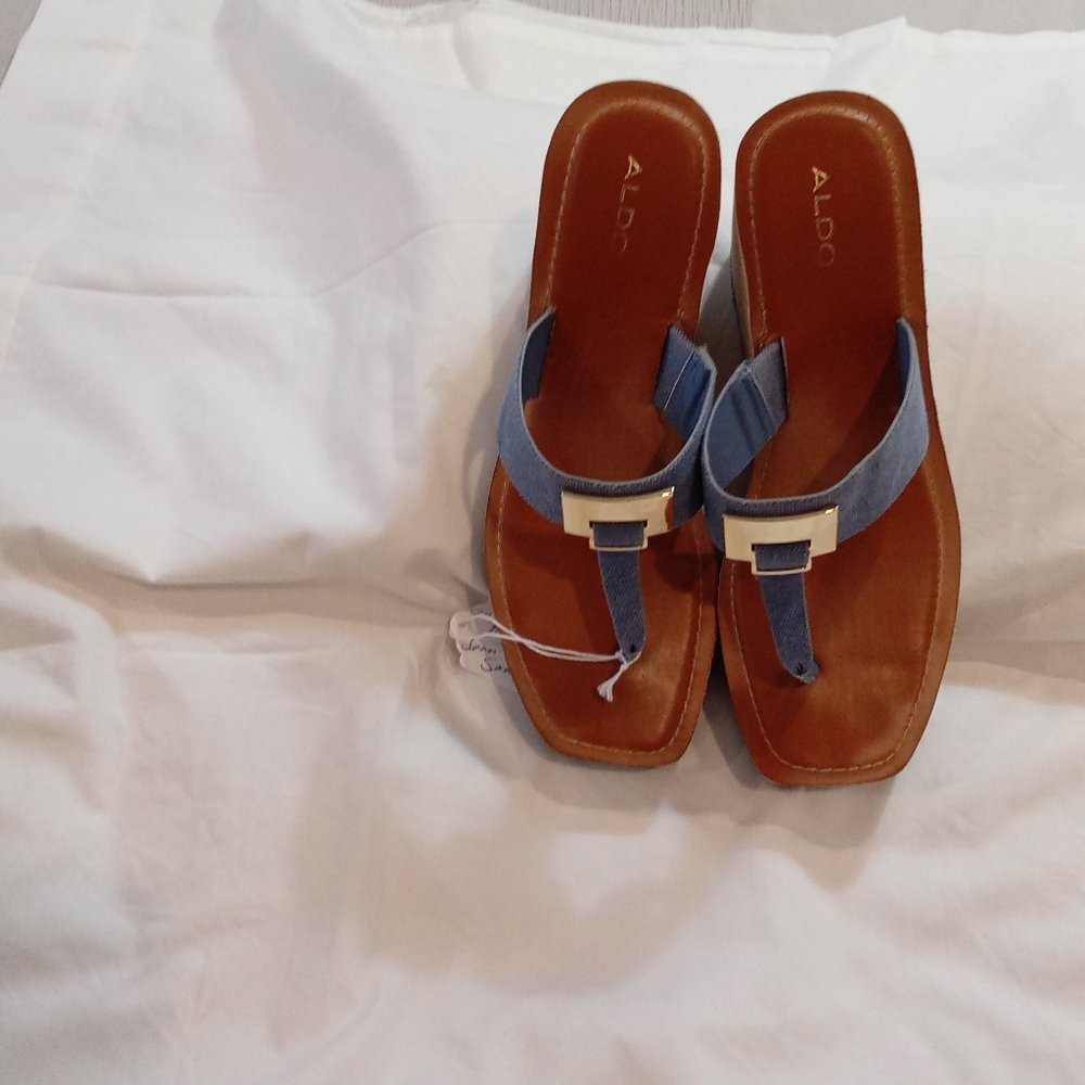 Aldo jean wedge heel sandal woman size 8.5